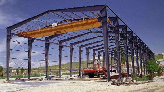 Tukang Konstruksi Baja Amanah dan Terpercaya Bersama Tukanglamongan.com